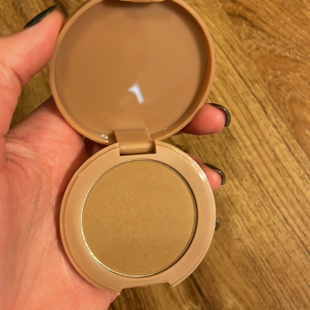 Hanalei matte bronzer